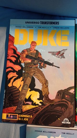 GIJoe. Lote de 7 libros.