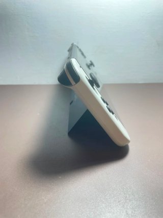 Nintendo Switch OLED Blanca y Negra