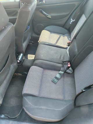 Volkswagen Golf 2001