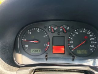 Volkswagen Golf 2001