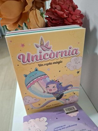 Pack libros UNICORNIA