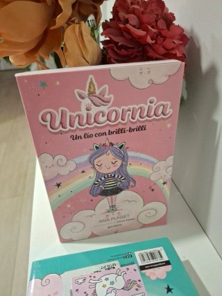 Pack libros UNICORNIA