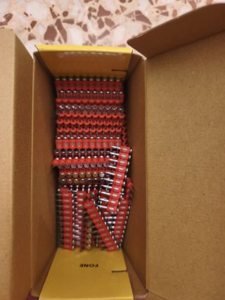 Pistola de clavos Celo