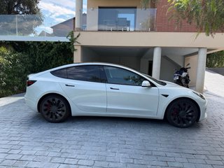 Tesla Model 3 Performance 2021