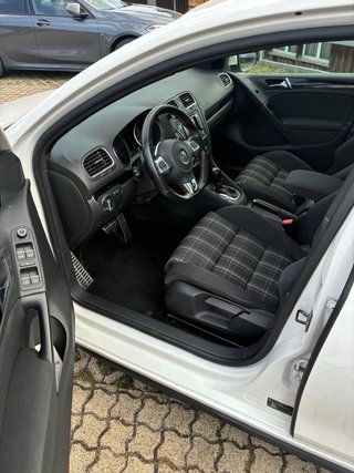 Volkswagen Golf gti  2011