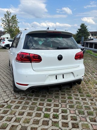 Volkswagen Golf gti  2011