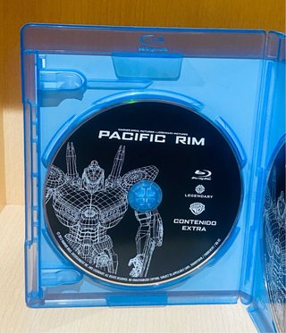 Pack 2 Blu-Ray’s: Jurassic World / Pacific Rim