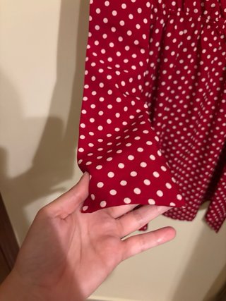Vestido rojo lunares blancos