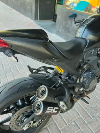 Ducati Monster 937 Negra