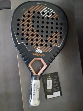 Pala Pádel Vibor-A Yarara Elite 24K