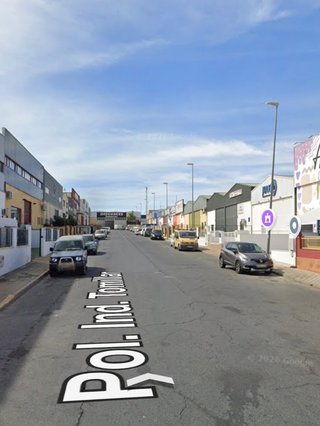 NAVE LOCAL COMERCIAL POLIGONO EL TOMILLAR