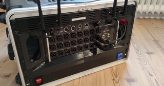 Alquiler Behringer X Air XR18 Mesa Mezclas Digital