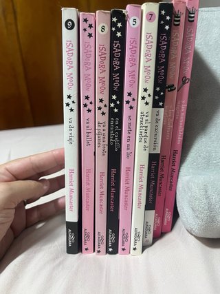 Megalote 11 Libros Isadora Moon (2 Tapa Dura)
