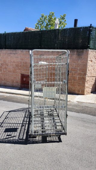 Jaula de almacenaje metálica
