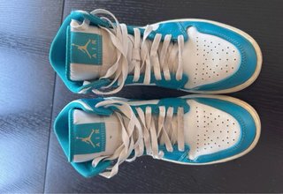 Nike Air Jordan 1 Mid Taglia 40.5