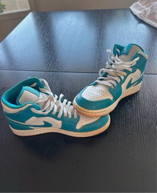 Nike Air Jordan 1 Mid Taglia 40.5