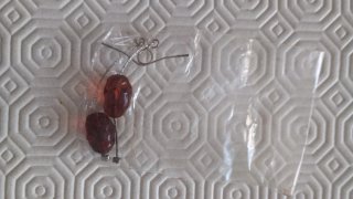 Orecchini pendenti con pietra ambra