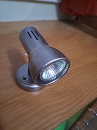 Aplique de pared gris metal