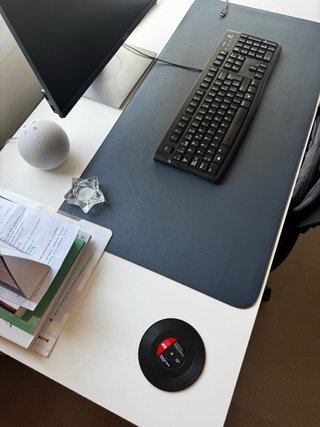 Mesa de escritorio blanca 1.40