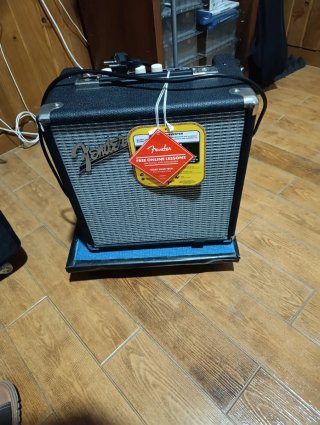 Amplificador Fender Rumble 15W