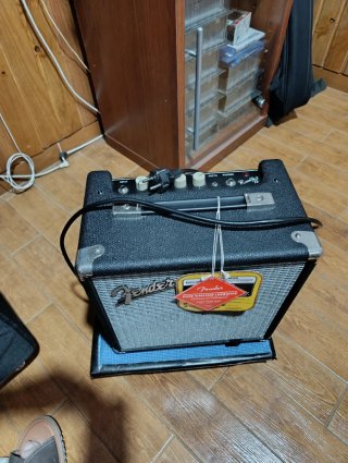 Amplificador Fender Rumble 15W