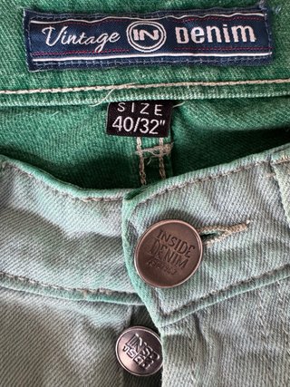 Bermudas vaqueras desgastadas