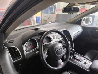 Audi Q7 2010