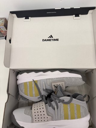 Zapatillas Baloncesto Adidas Dame Time