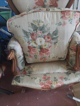 Par de Sillas Antiguas Florales