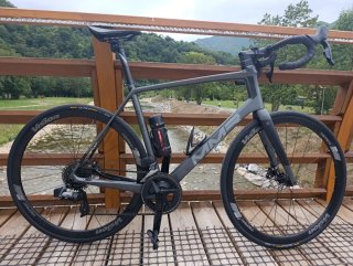 Bicicleta de carretera MMR Grand Tour