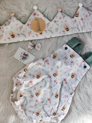 Conjunto cumpleaños corona y body abejas