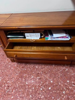 Mueble de madera provenzal