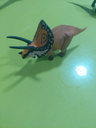 Colección Figuras Dinosaurios y Cocodrilo