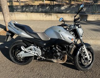 Suzuki GSR 600 - ¡Como nueva!