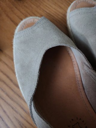 Alpargatas cuña beige