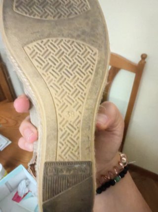 Alpargatas cuña beige
