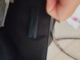 Bolso Mango estampado piel serpiente