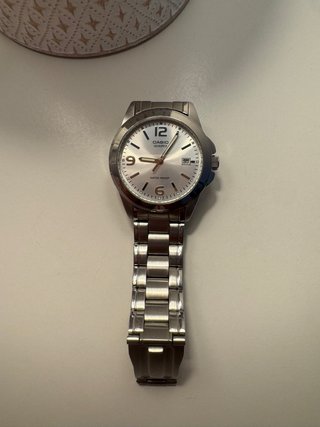 Reloj Casio Unisex Rosa y Plateado