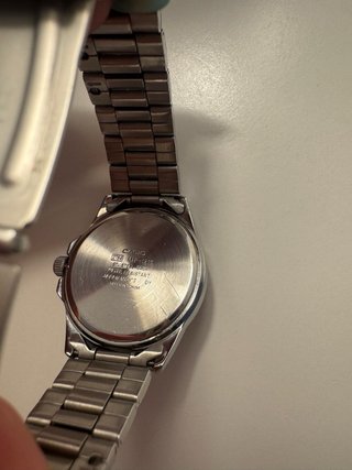 Reloj Casio Unisex Rosa y Plateado