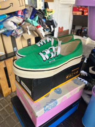 Zapatillas Camuflaje Talla 39 las dos 10€