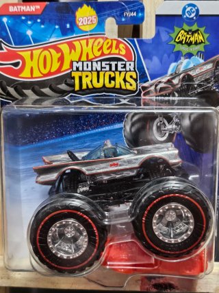 Hot Wheels Monster Trucks Batman Chase.