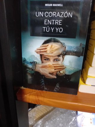 Libro Pasa la Noche Conmigo Megan Maxwell