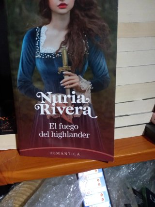 Libro Pasa la Noche Conmigo Megan Maxwell