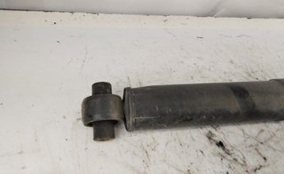 1876310 562104ea2a amortiguador renault kadjar