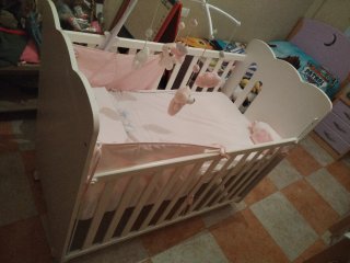 Cuna infantil con diseño