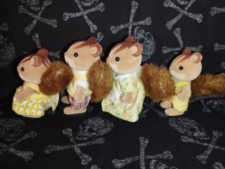 Familia Ardillas Sylvanian Families