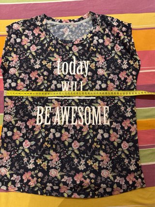 Camiseta floral Today will be awesome