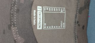 Camiseta Estampado Camuflaje Gris y Verde