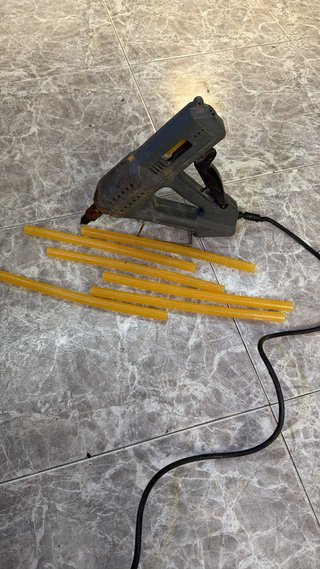 Pistola de Silicona y Barras