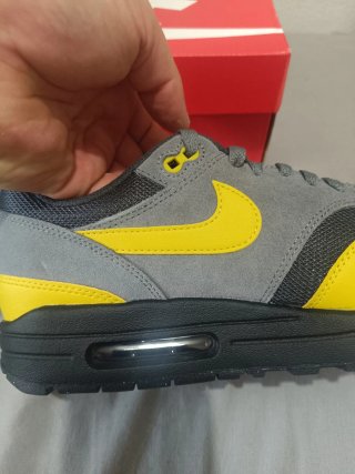 Nike Air Max 1 Talla  43. Amarillo